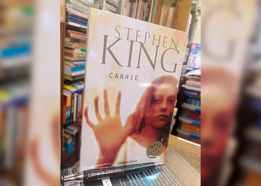 &quot;Carrie&quot;, la primera novela de Stephen King, inspirada en el bullying y el fanatismo religioso