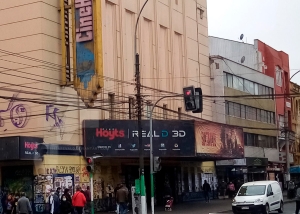 Desaparece uno de los espacios del cine más característicos de Valparaíso, luego de que cine &quot;Hoyt&#039;s&quot; cerrará sus puertas en forma definitiva el 16 de octubre